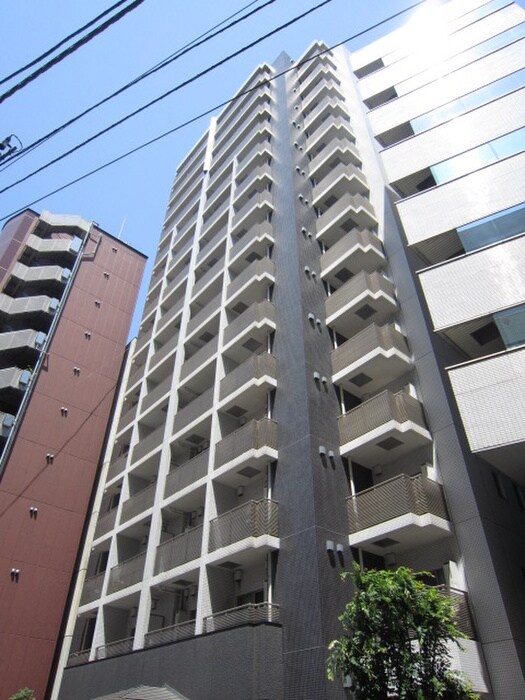 パ－クキュ－ブ神田の物件外観写真