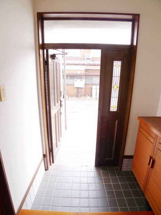 岩沢貸家の物件内観写真