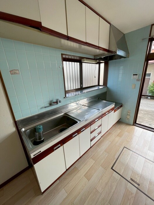 岩沢貸家の物件内観写真