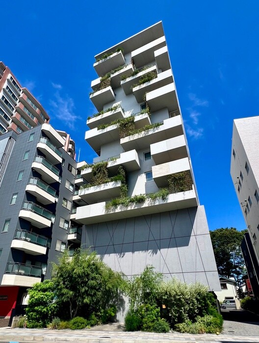 Roots新都心の物件外観写真