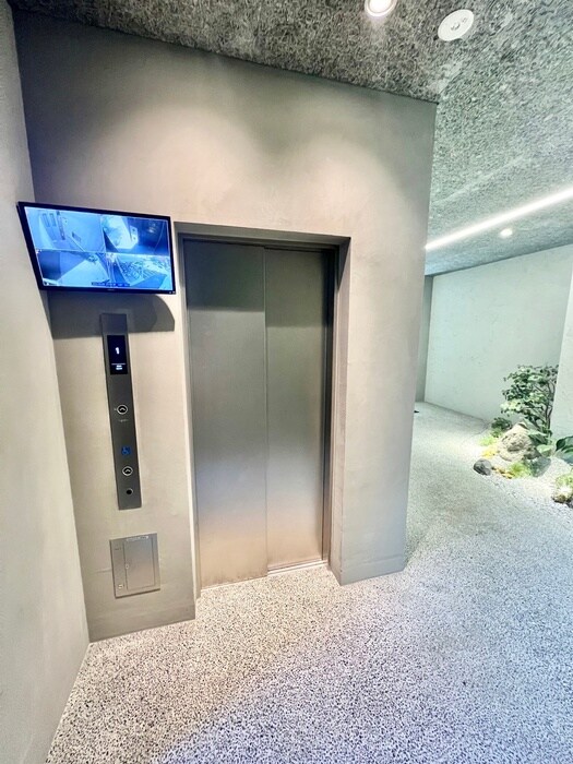 Roots新都心の物件外観写真