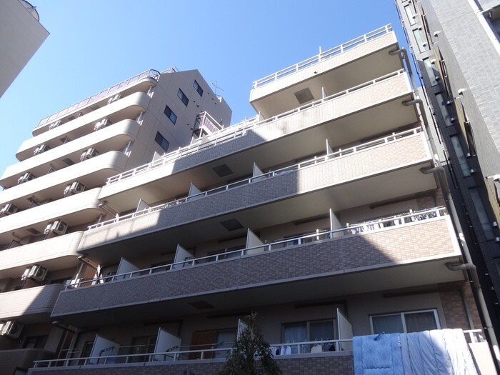 ルミエ－ル巣鴨の物件外観写真