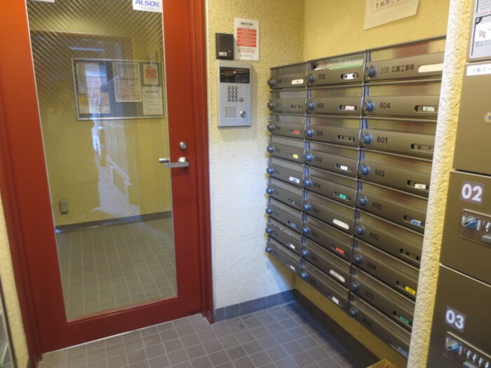 ルミエ－ル巣鴨の物件外観写真