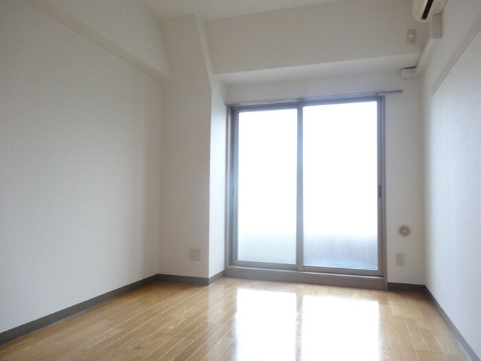 ルミエ－ル巣鴨の物件内観写真