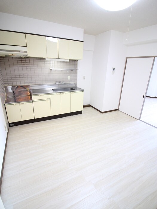 インペリアル本丸の物件内観写真