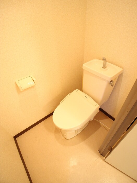 インペリアル本丸の物件内観写真