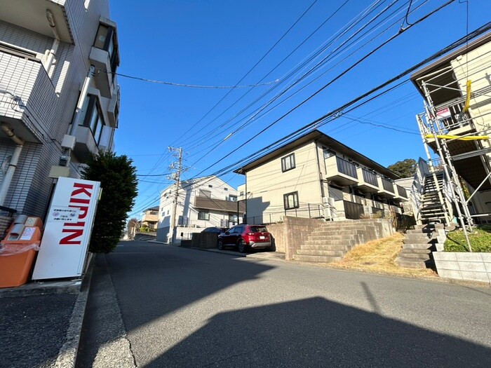 バ－ドヒルズ戸塚Ⅱの物件外観写真