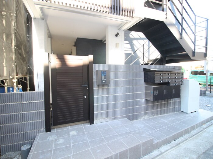 MELDIA西新井本町の物件外観写真