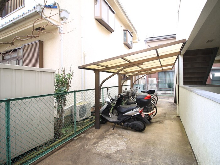 小山台エレガントハウスの物件外観写真