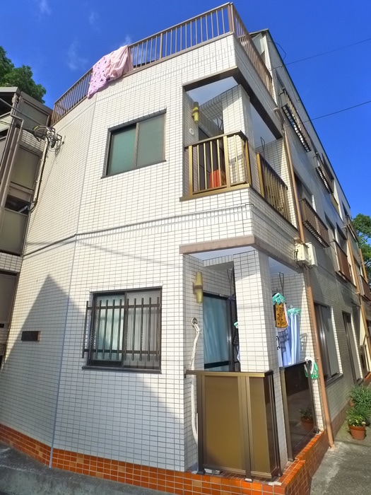 第一マジマハイツ春待月の物件外観写真