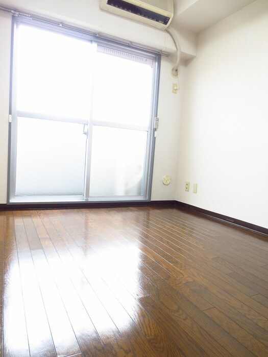 よしみハウジングビルの物件内観写真