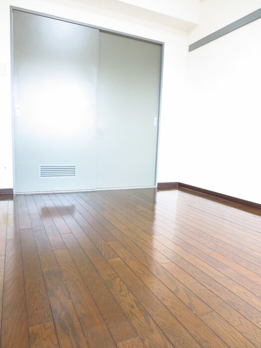 よしみハウジングビルの物件内観写真