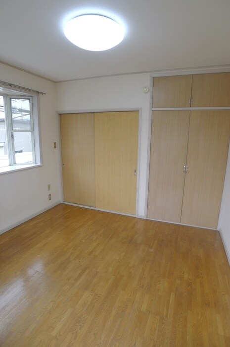 メゾンジュネスの物件内観写真