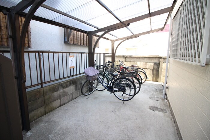 メゾンジュネスの物件外観写真