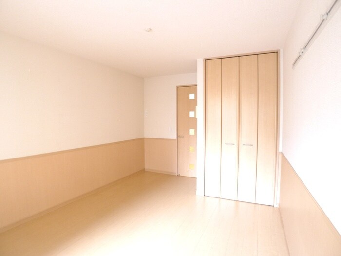 モナリエ港の物件内観写真