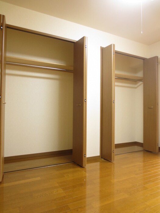 プラ－サシアン・サ－ジュの物件内観写真