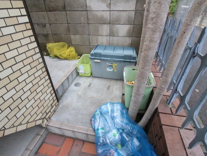 光ハイツの物件外観写真