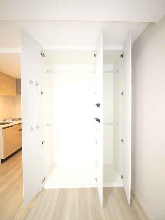 グレイスコート岩本町の物件内観写真