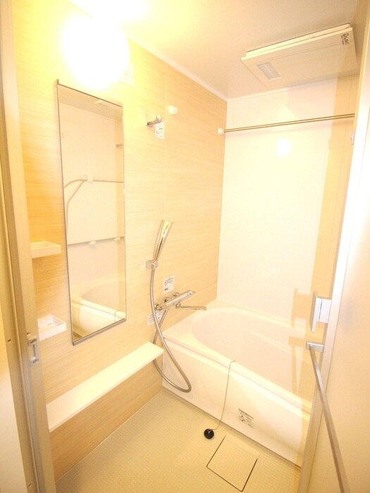 グレイスコート岩本町の物件内観写真