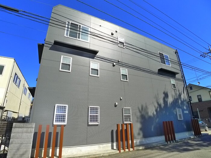 ラックヌーボの物件外観写真