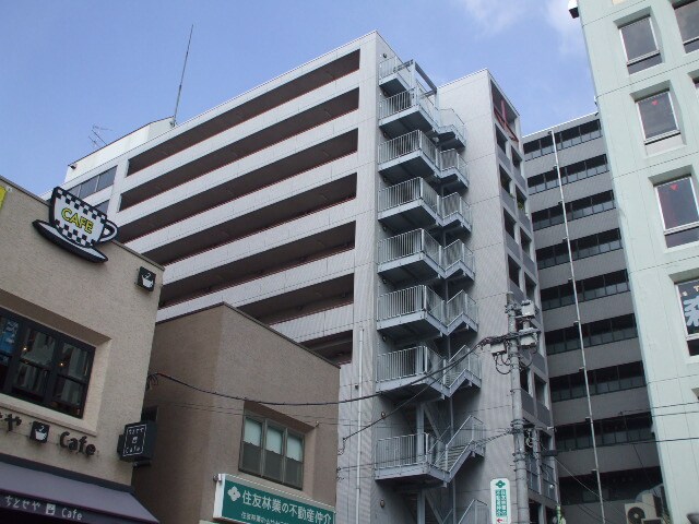 アクシス調布の物件外観写真