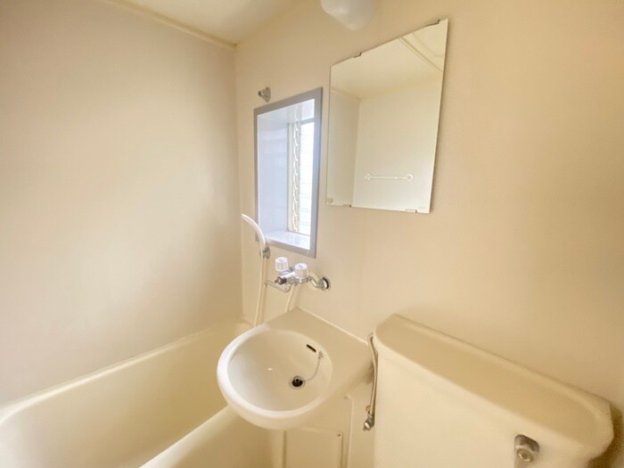 ヴィラ第二白楽の物件内観写真