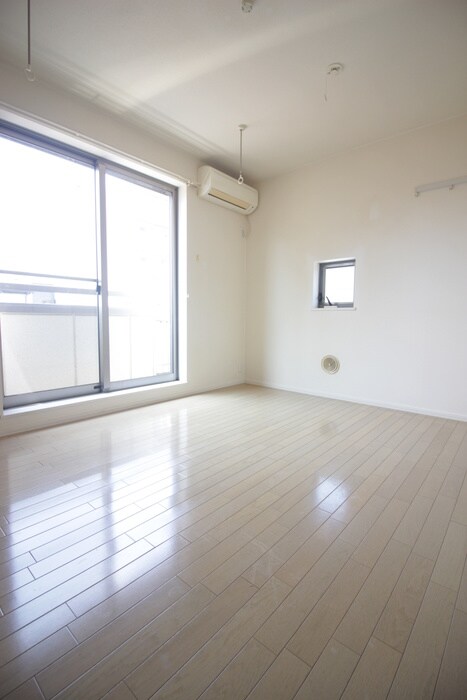 カーサヴィエントの物件内観写真