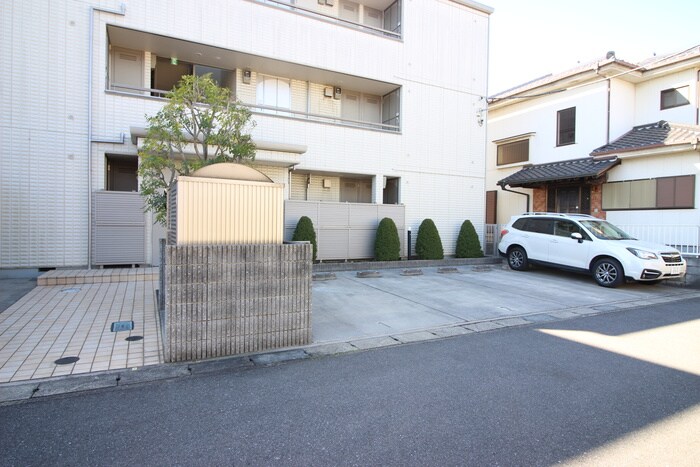 カーサヴィエントの物件外観写真