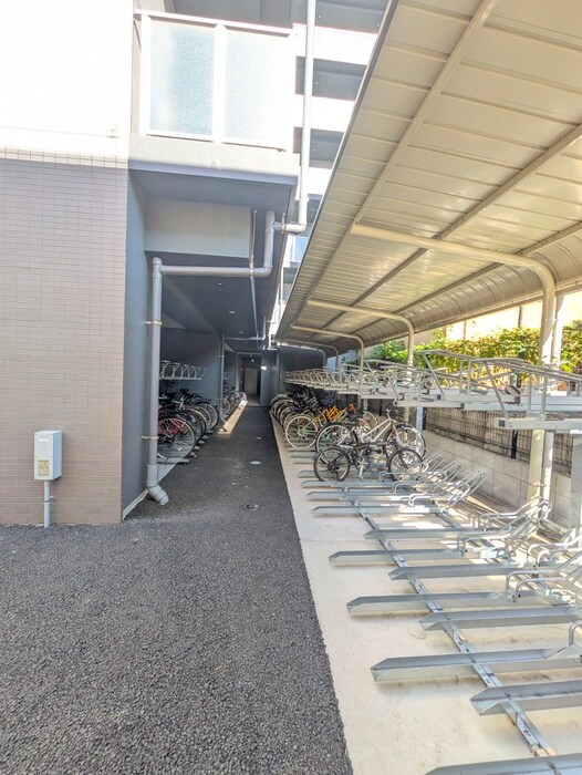 クレヴィスタお花茶屋の物件外観写真