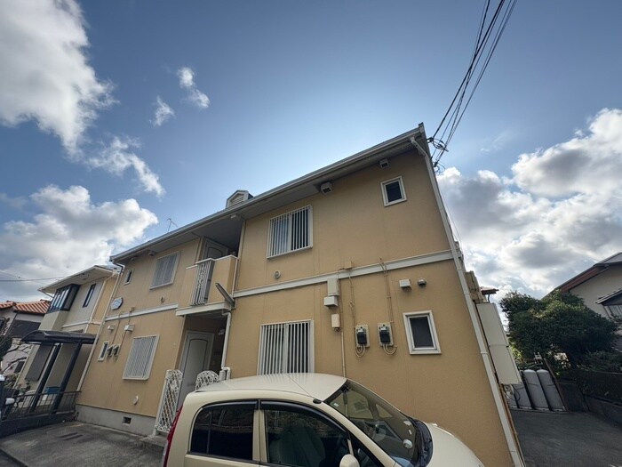 ロジュマンエビナの物件外観写真