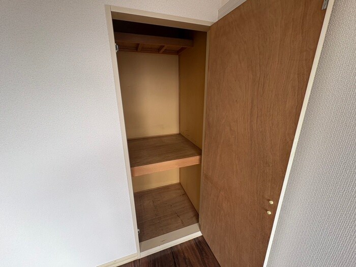 ロジュマンエビナの物件内観写真