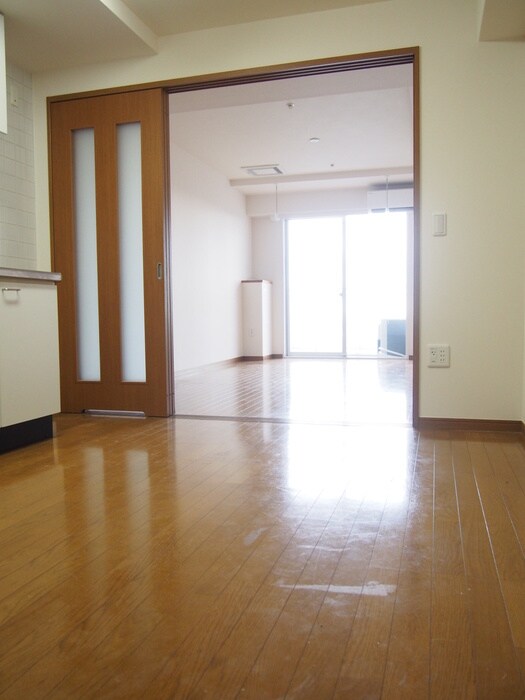 品川ｼ-ｻｲﾄﾞﾋﾞｭ-ﾀﾜ-1号棟の物件内観写真