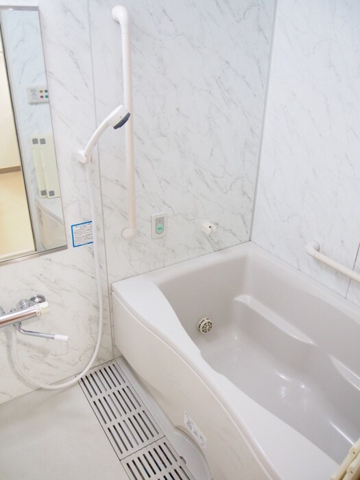 品川ｼ-ｻｲﾄﾞﾋﾞｭ-ﾀﾜ-1号棟の物件内観写真