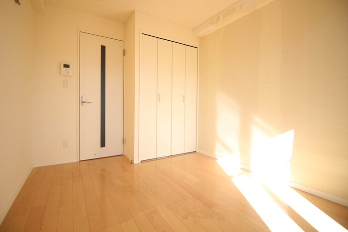 スーリエ中野の物件内観写真