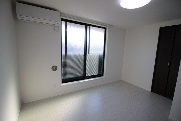 カーサ・デ・ナル鶴間の物件内観写真