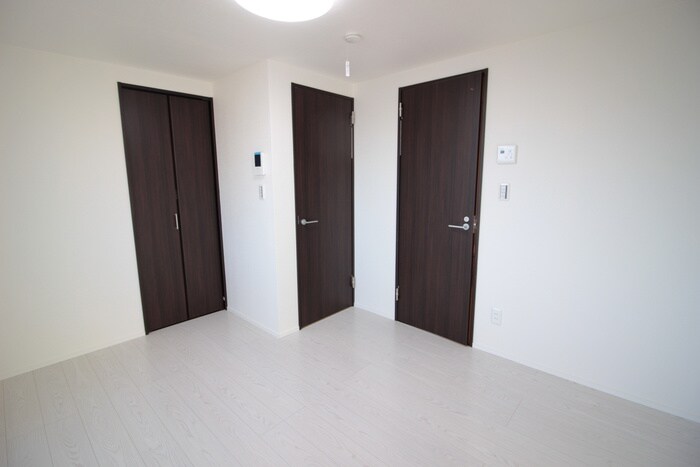 カーサ・デ・ナル鶴間の物件内観写真