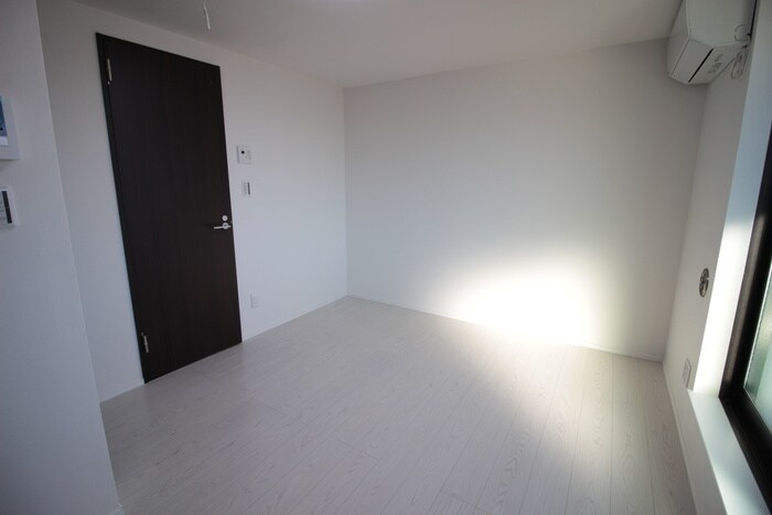 カーサ・デ・ナル鶴間の物件内観写真