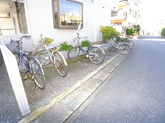 ジュネス金子の物件外観写真