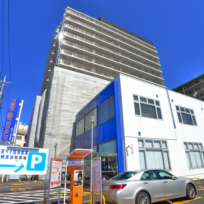 ウェルネス馬橋の物件外観写真