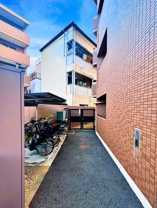 小林ビルの物件外観写真