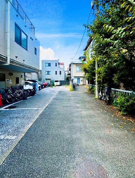 小林ビルの物件外観写真