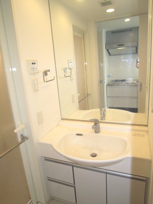 レジデンス両国駅前の物件内観写真