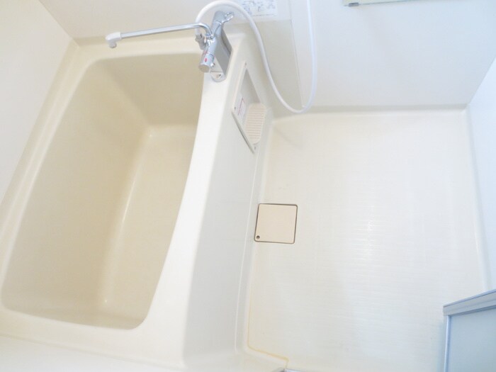 シャトル中山の物件内観写真