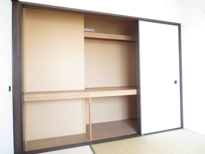 シャトル中山の物件内観写真