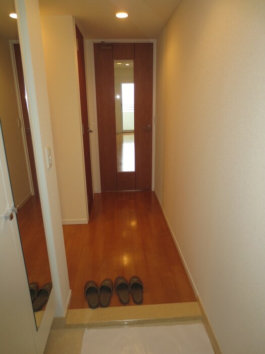 ﾛｲﾔﾙﾊﾟｰｸｽﾀﾜｰ南千住の物件内観写真