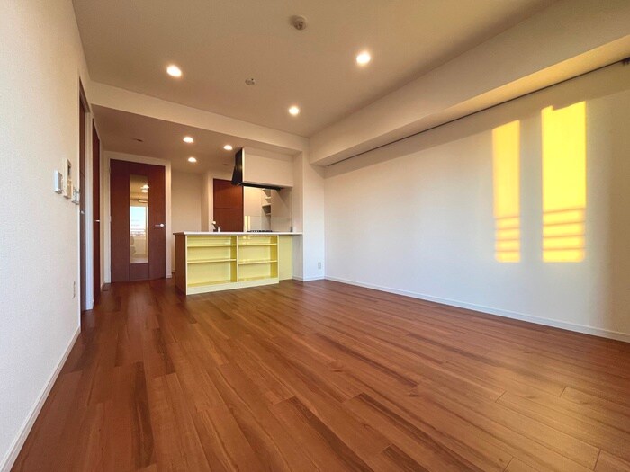 ﾛｲﾔﾙﾊﾟｰｸｽﾀﾜｰ南千住の物件内観写真