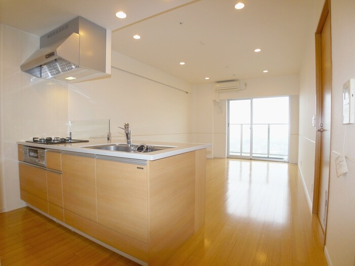 ﾛｲﾔﾙﾊﾟｰｸｽﾀﾜｰ南千住の物件内観写真