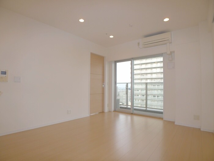 ﾛｲﾔﾙﾊﾟｰｸｽﾀﾜｰ南千住の物件内観写真