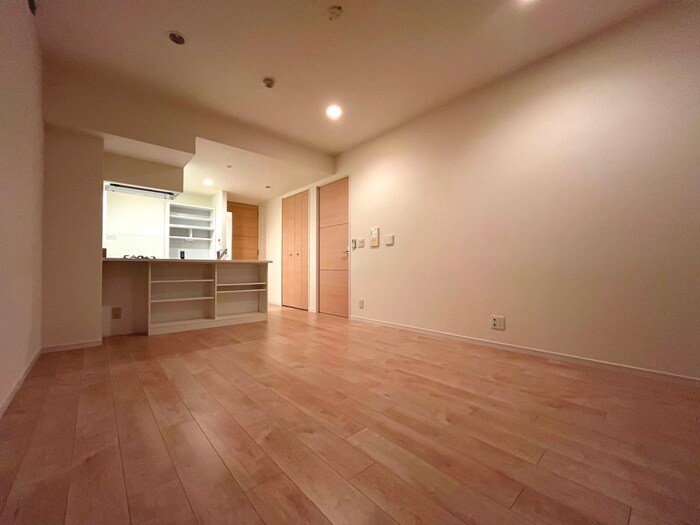 ﾛｲﾔﾙﾊﾟｰｸｽﾀﾜｰ南千住の物件内観写真