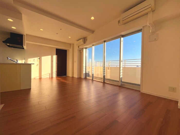 ﾛｲﾔﾙﾊﾟｰｸｽﾀﾜｰ南千住の物件内観写真